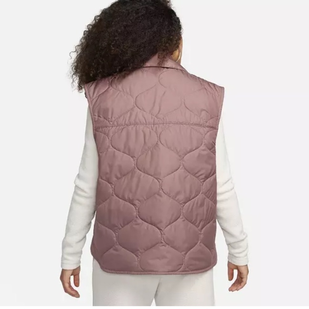 Nike Sportswear Essential Smoky Quilted Vest - Picture 2 of 8